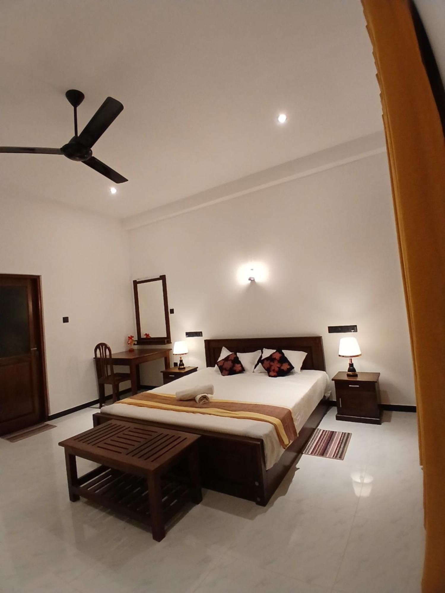 Coco Mount Residence - Hiriketiya Dikwella Exterior foto